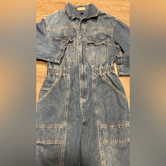 CLOSET CLEAN OUT! Universal Thread Denim Jumpsuit Size L (Size 10) - Picture 4 of 6